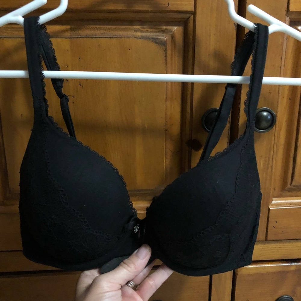 Victoria’s Secret Black bra